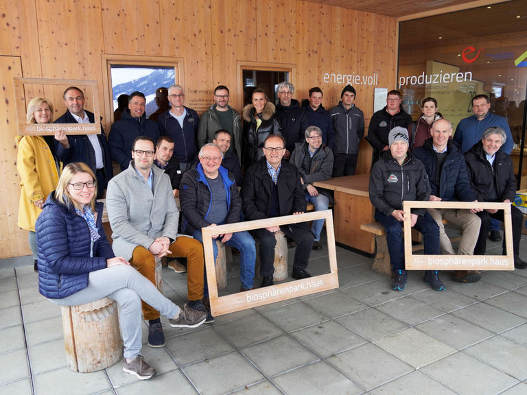 Exkursionsgruppe im Biosphärenpark Haus - Großes Walsertal Exkursionsgruppe im Biosphärenpark Haus - Großes Walsertal